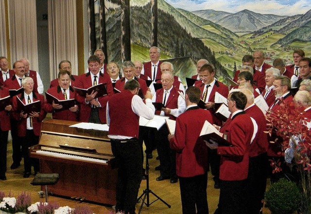 Beim Herbstkonzert des MGV Oberprechta...nter der Leitung von Wolfram Sttzle.   | Foto: Roland Gutjahr