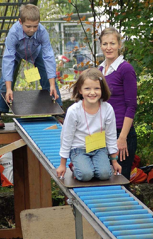 Gut festhalten und ab gehts! Die Rolle...fest der freien Waldorfschule Lrrach.  | Foto: Felix Held