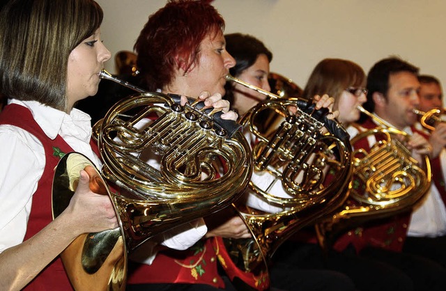 <Bildtext>Konzentriert trugen die Mitg...or einstudierten Werke vor.</Bildtext>  | Foto: christine aniol