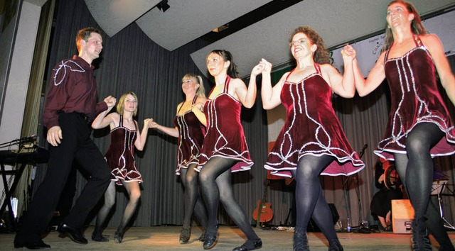 Irish Gruppe &#8222;Craic &#8217;n Dance&#8220; gefiel in Oberhausen.  | Foto: Werner Schnabl