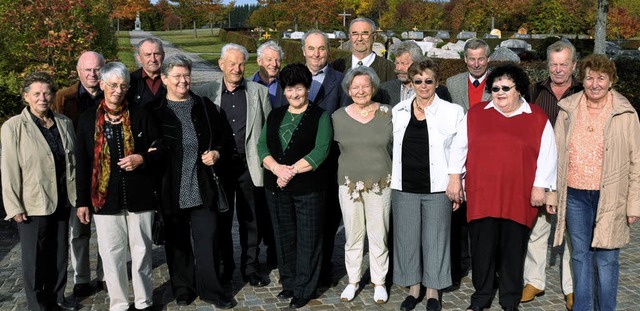 21  Schler der ehemaligen Volksschule...sberg kamen  am  Wochenende zusammen.   | Foto: Stefan Pichler