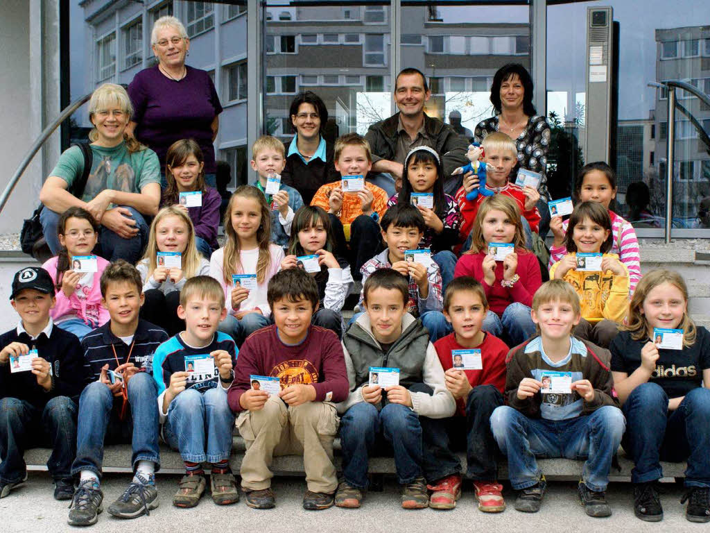 Die Klasse 3-4 der Grund- und Hauptschule aus Schopfheim-Gersbach mit ihrer Lehrerin Martina Schlageter-Lucas Die Klasse 3-4 der Grund- und Hauptschule aus Schopfheim-Gersbach mit ihrer Lehrerin Martina Schlageter-Lucas