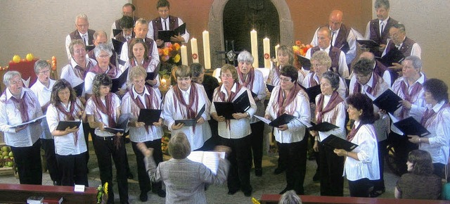 Feuerbachs Gesangverein gestaltete das Erntedankfest mit.   | Foto: Wissner