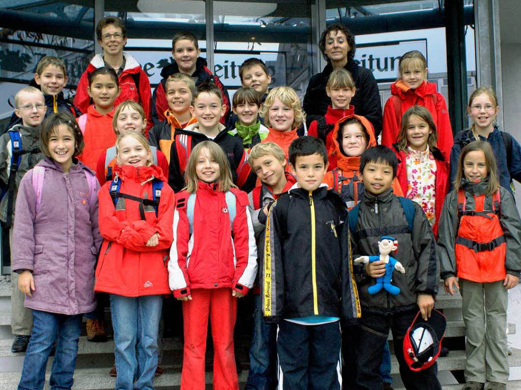 Die Klasse 4a der GHS Vorderes Kandertal aus Binzen mit ihren Lehrerinnen Eveline Bayer und Susanne Bechtel