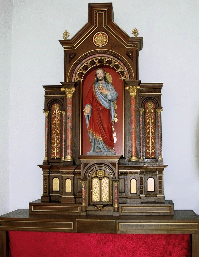 Der verschwundene Altar erstrahlt in neuem Glanz.  | Foto: T.Winckelmann