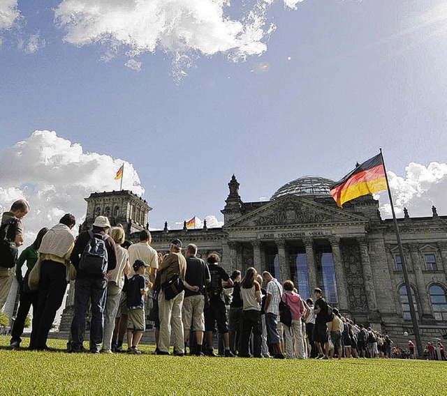 Besuchermagnet: Der Reichstag   | Foto: DPA