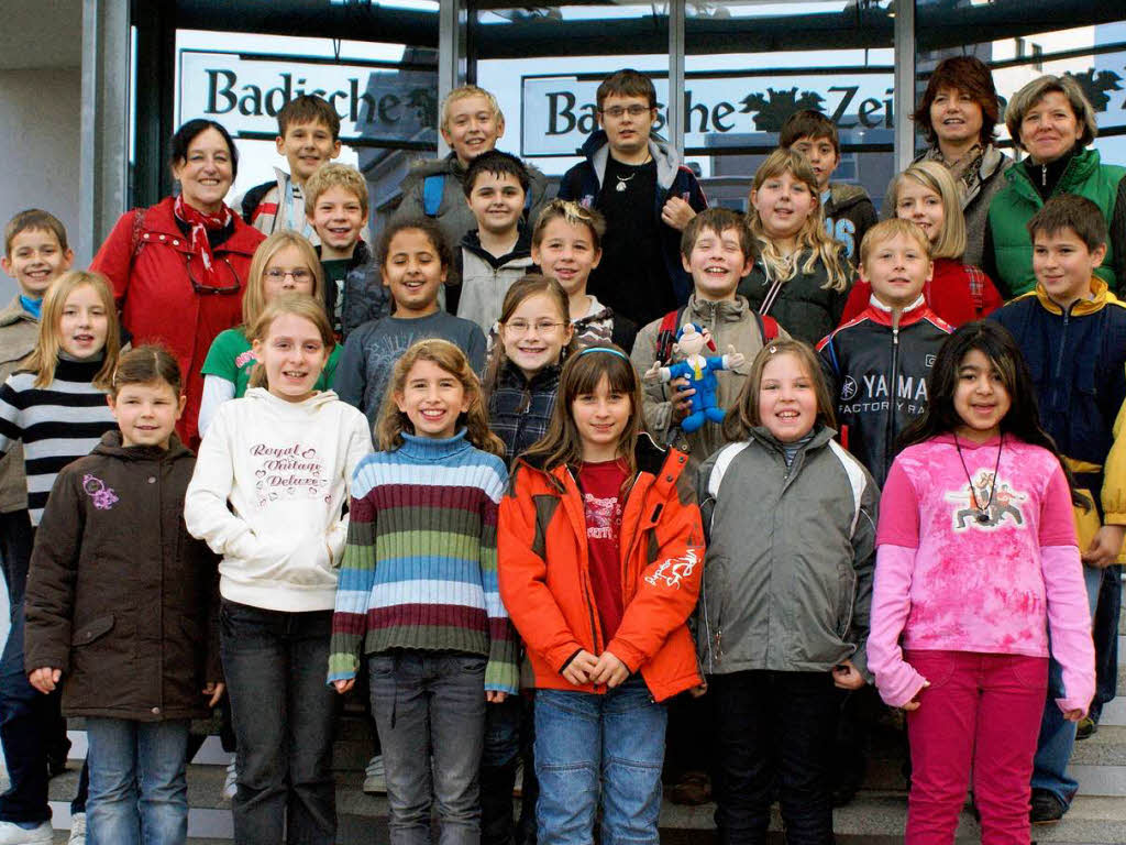 Die Klasse 4b der Grund-und Hauptschule aus Umkirch mit ihrer Lehrerin Marianne Emmenegger