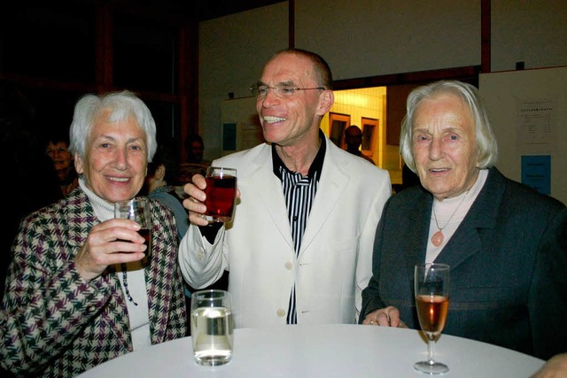 Statt grender Rohkost im Darm bevorzu...n (Mitte) durchgegorenen Wein im Glas.  | Foto: Sabine Model