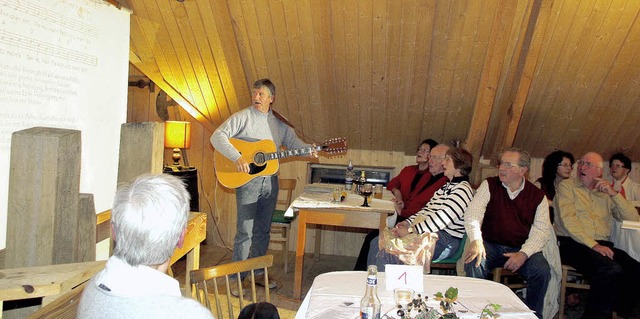 &#8222;Die Gedanken sind frei&#8220;, ...slieder auch beim gemeinsamen Singen.   | Foto: heidi fssel