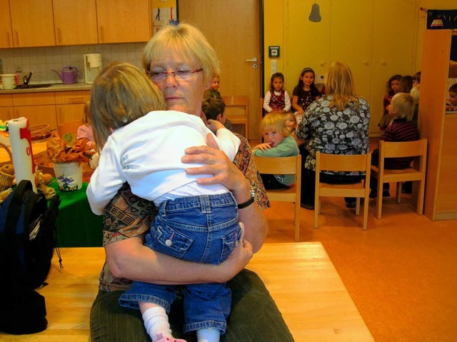 Die Mauchener Kindergartenleiterin Dor...bei einem Sturz gerade weh getan hat.   | Foto: Bernd Michaelis