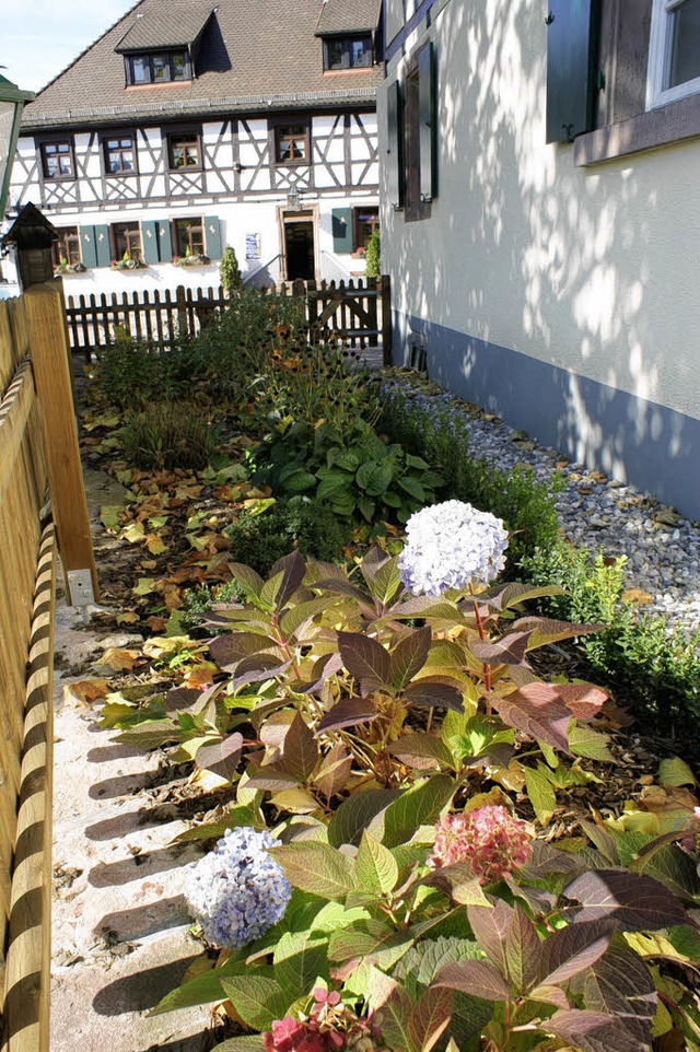 Herbstimpressionen aus Gundelfingen im kleinen Garten hinter dem Englerbeckhuus  | Foto: Claudia Warth