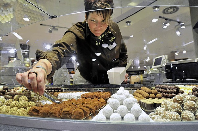 Neues Angebot: Im Karstadt gibt es eine Schweizer Chocolaterie.   | Foto: Ingo Schneider