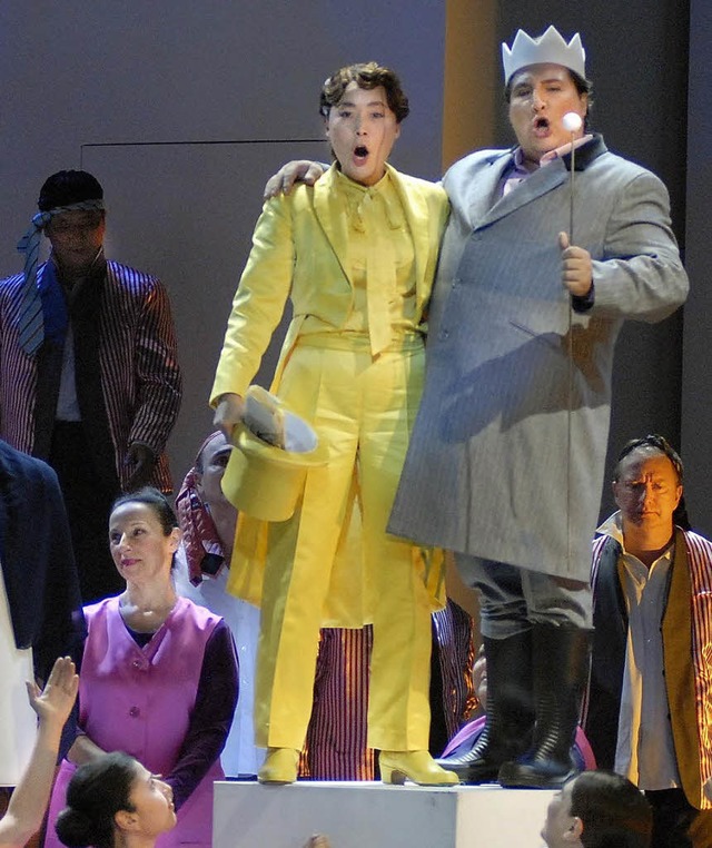 Gelber Page (Hye-Youn Lee), grauer Riccardo (Massimiliano Pisapia)  | Foto: alain kaiser