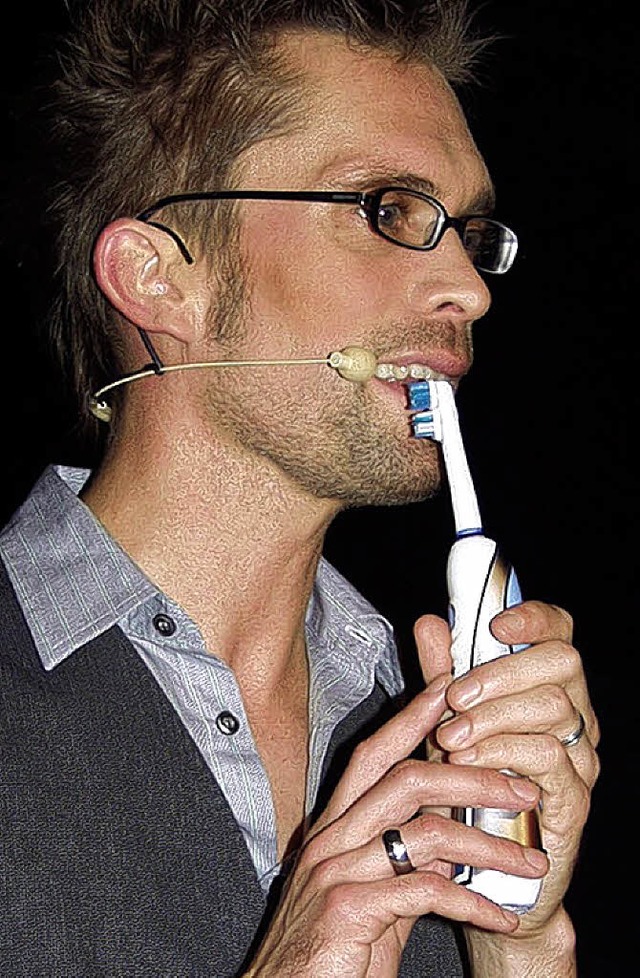 Im Zeitalter der Computer sind selbst die Zahnbrsten intelligent.   | Foto: Hartenstein