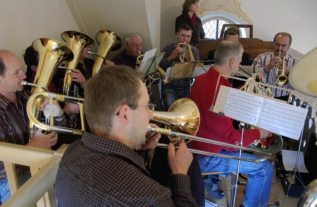 Eine Abordnung des Musikvereins Ober- ...r St.-Wendelin-Kapelle musikalisch. | Foto: Dietmar Noeske Eine Abordnung des Musikvereins Ober- ...r St.-Wendelin-Kapelle musikalisch. | Foto: Dietmar Noeske