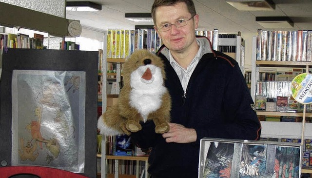 Bchereileiter Detlev Hoffmeier, der i...cherei fr den Brger ausgerechnet.    | Foto: BZ-Archiv