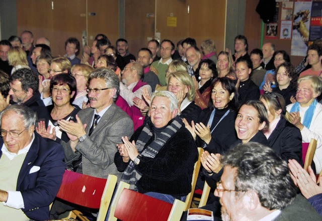 Offene Gesichter trotz ernsten Themas ...ms verlief sachlich und informativ.     | Foto: Bartler-Team