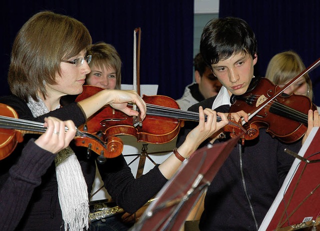 Musikschulnacht  im Schnauer  Brgers...das Musikschulorchester.   </Bildtext>  | Foto: Karin   Maier