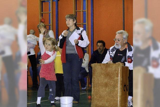 Fast 100 Kinder bei der Mini-Olympiade