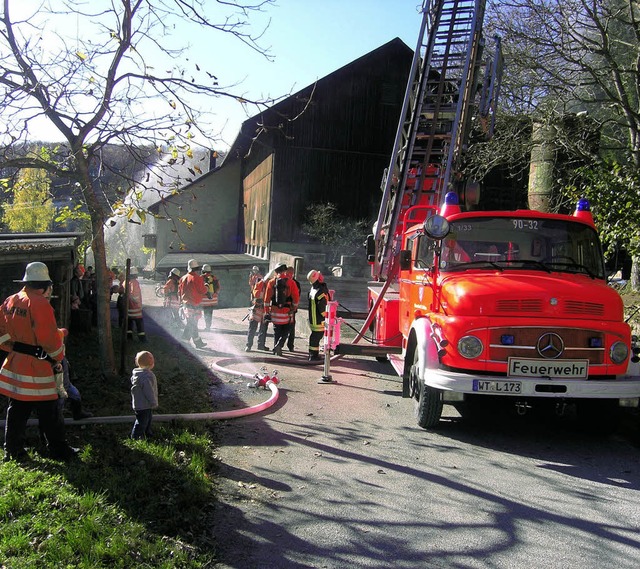 Ein Brand in der Scheune wurde   angenommen.   | Foto: eb