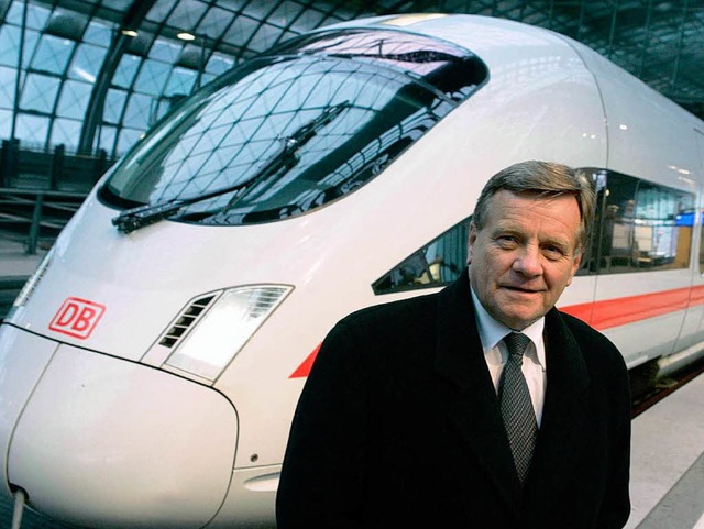 Bahnchef Hartmut Mehdorn hat weiter Pr...gschiff seines Unternehmens, dem ICE.   | Foto: dpa