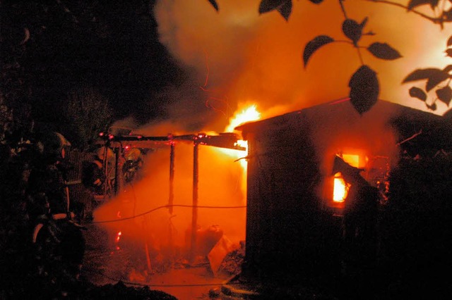 Als die Feuerwehr eintraf, stand die G... den Winkeln&#8220; in hellen Flammen.  | Foto: Fred Thelen