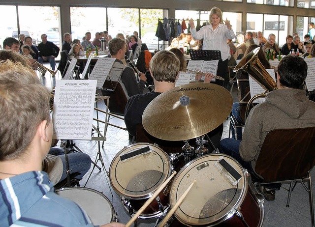 Forchheims Jungmusiker beim gemeinsamen Auftritt   | Foto: Roland Vitt