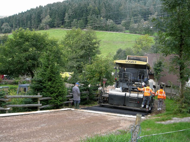 Unter anderem beim &#8222;Hnslehof&#8... Amtes fr Flurneuordnung realisiert.   | Foto: Roland Gutjahr