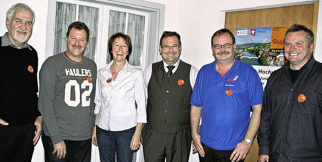 Der Vorstand des neuen Vereins &#8222;...g und Armin Eschbach (Gemeinde Murg).   | Foto: peter schtz