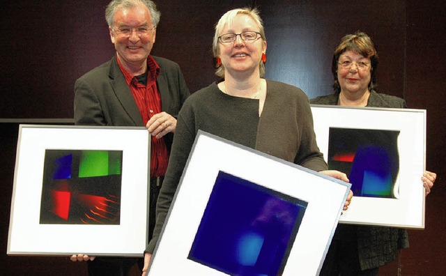 Helmut Brgel, Petra Bttcher und Klau...of vom   KKF als Dauerleihgabe bekam.   | Foto: Ruda