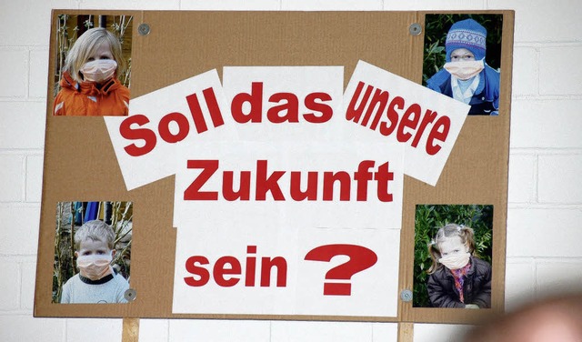 Nicht nur plakativ erfolgt im Kleinen ... der Kreismlldeponie am Scheinberg.    | Foto: Andr Hnig