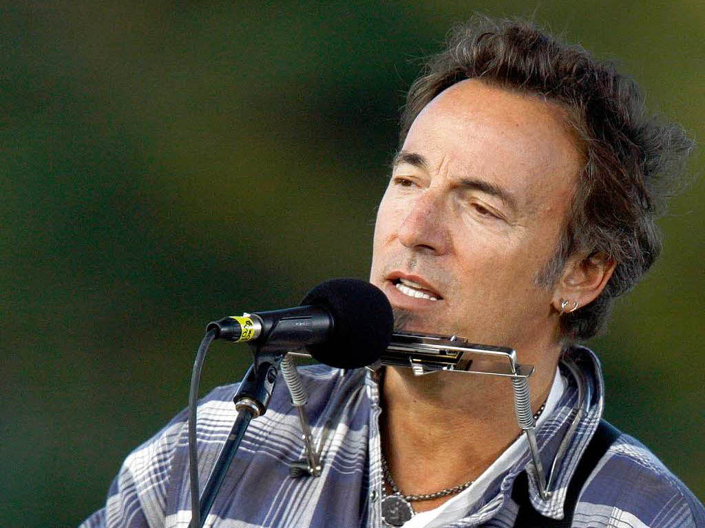 Rockt fr Obama: Snger Bruce Springsteen bei einem Benefizkonzert fr den demokratischen Prsidenten