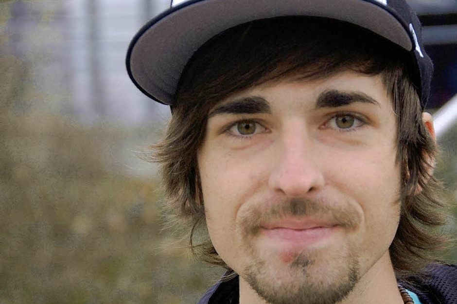 Marco Fischer (5. Semester): „Wenn ich schon zahle, will ich wenigstens wissen, wohin das Geld fließt. So wie jetzt, geht’s nicht!“ (Foto: Dana Hoffmann) Marco Fischer (5. Semester): „Wenn ich schon zahle, will ich wenigstens wissen, wohin das Geld fließt. So wie jetzt, geht’s nicht!“ (Foto: Dana Hoffmann)