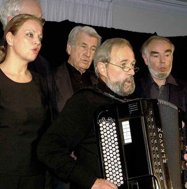 Theater im kleinen Kreis   | Foto: Frey