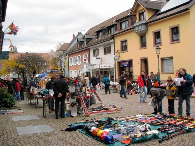 Das Angebot in der Kirchzartener Innenstadt war ppig.  | Foto: Ulrich Kluge