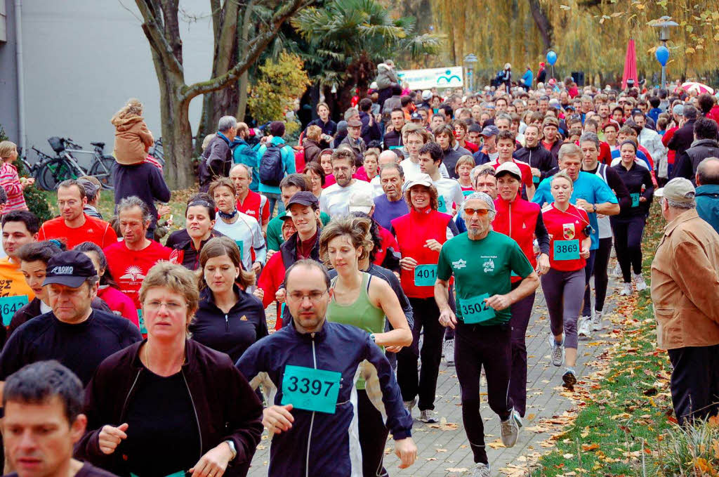 Neun Strecken standen den 2906 Teilnehmern des Bad Krozinger Herbstlaufs zur Auswahl. Neun Strecken standen den 2906 Teilnehmern des Bad Krozinger Herbstlaufs zur Auswahl.