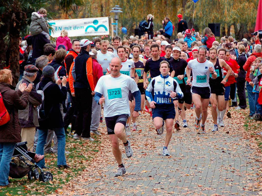 Neun Strecken standen den 2906 Teilnehmern des Bad Krozinger Herbstlaufs zur Auswahl. Neun Strecken standen den 2906 Teilnehmern des Bad Krozinger Herbstlaufs zur Auswahl.