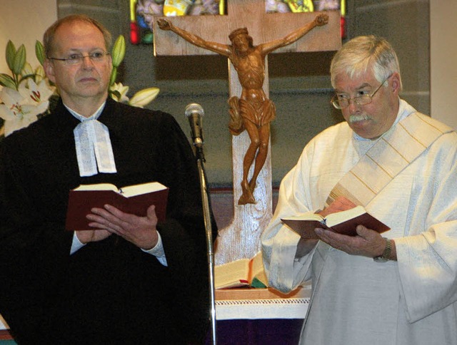 kumenischer Gottesdienst zum 9. Novem...d Diakon Osmar Trombetta (St. Josef).   | Foto: Nikolaus Trenz