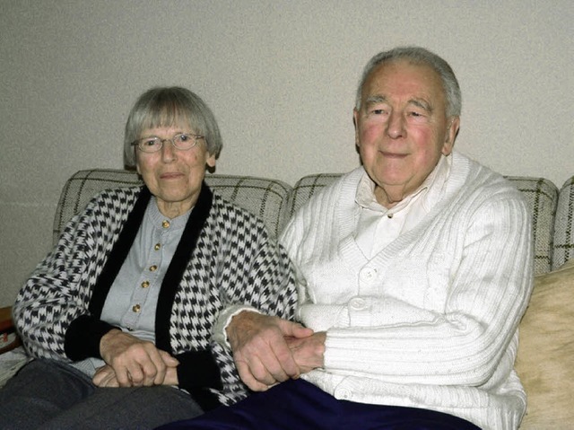 Friedrich Karl und Kthe Marta Mller ...i guter Gesundheit   eiserne Hochzeit.  | Foto: georg Diehl