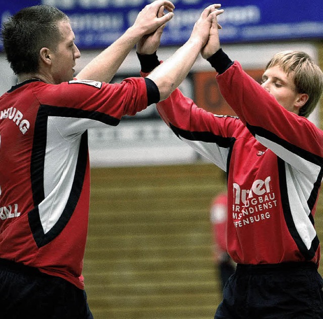 Stefan Konprecht  (links) und Christia...am Wochenende kaum  Grund zum Jubeln.   | Foto:  Faruk nver (A)