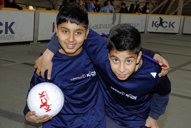 Gehren zum Organisationsteam: Dzemail Saidov (links) und Mohamed Hassoun  | Foto: gertrude siefke