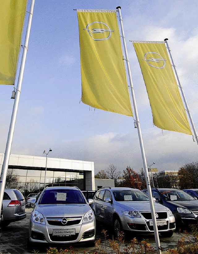 Opel: Seit 1898 baut die Firma Autos, ...igt auch die Freiburger Opel-Hndler.   | Foto: Bamberger