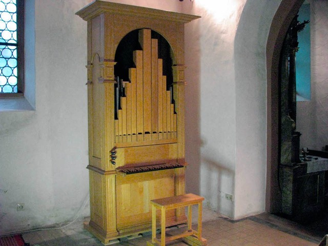 Die Orgel von Gerhard Schillinger an i...ort in der Johanneskapelle in Zarten.   | Foto: monika rombach
