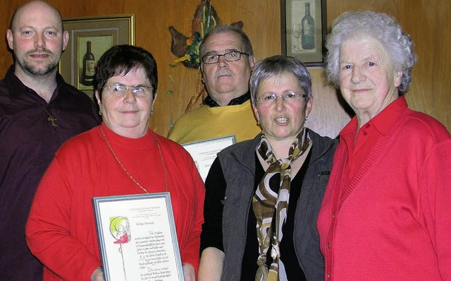 Langjhrige Mitglieder des Ccilienver...b, Marita Mattes und Frieda Alifano.    | Foto: GERT BRICHTA