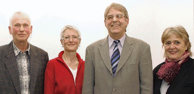 Der neue Vorsitzende Peter Zimmermann ...isitzerin  Dagmar Streibel (rechts).    | Foto: Heidi Fssel