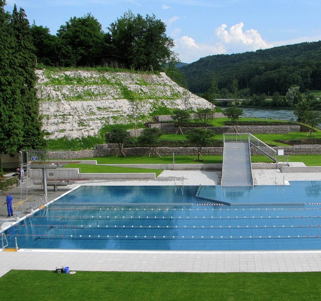 Mehr als drei Millionen Euro kostet der Umbau des Bads.   | Foto: SIEBOLD