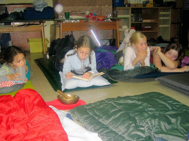 Isabel, Clara, Chiara und Sheila im Schlaflager  | Foto: Privat