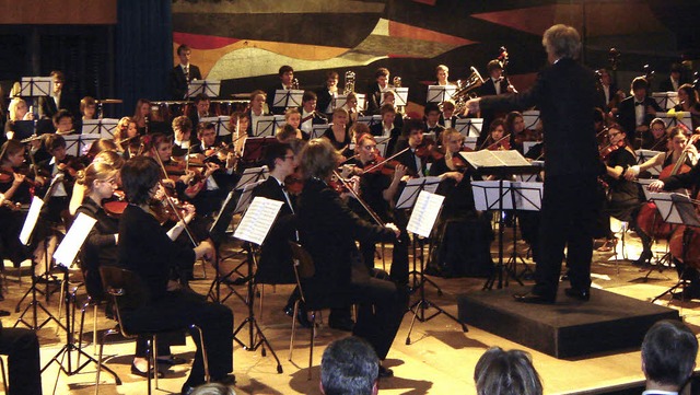Ein Konzert mit Werken von Brahms und ... Aula des Staufener Faust-Gymnasiums.   | Foto: Bianca Flier