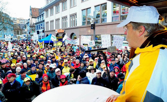 IG BOHR-Sprecher Roland Diehl ermuntert zum Kampf gegen die Bahnplne  | Foto: Wolfgang Knstle