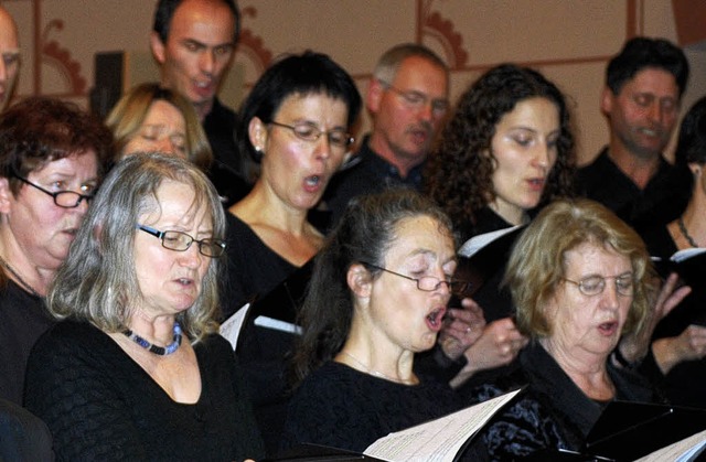 Mit klassischer und geistlicher Musik ...or die Zuhrer in der Johanneskirche.   | Foto: benjamin bohn